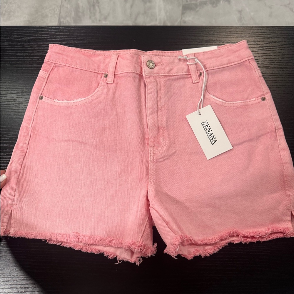 Zenana Outfitters Pink Frayed-Hem Denim Shorts